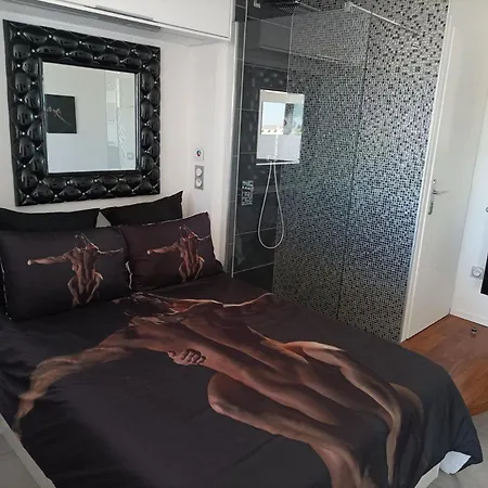 Village Naturiste Luxe * Agde